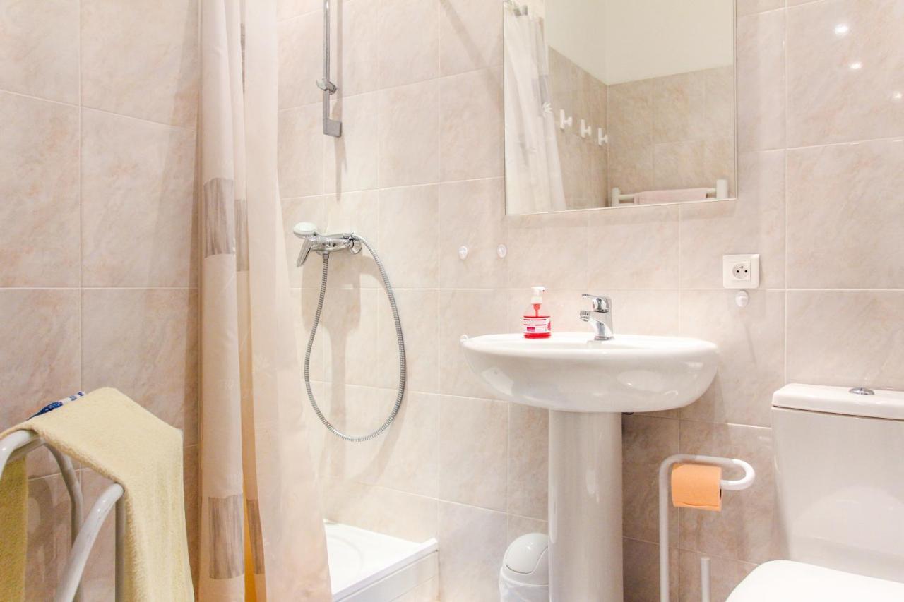 Nice Large 2Br Sunny 20 Meter Terrace Parking Beach Shops מראה חיצוני תמונה